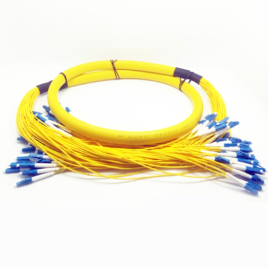 Paquete de cables de conexión ¿Cordones de conexión de fibra óptica en abanico?