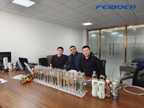 El grupo cliente armenio visitó la fábrica de FEIBOER